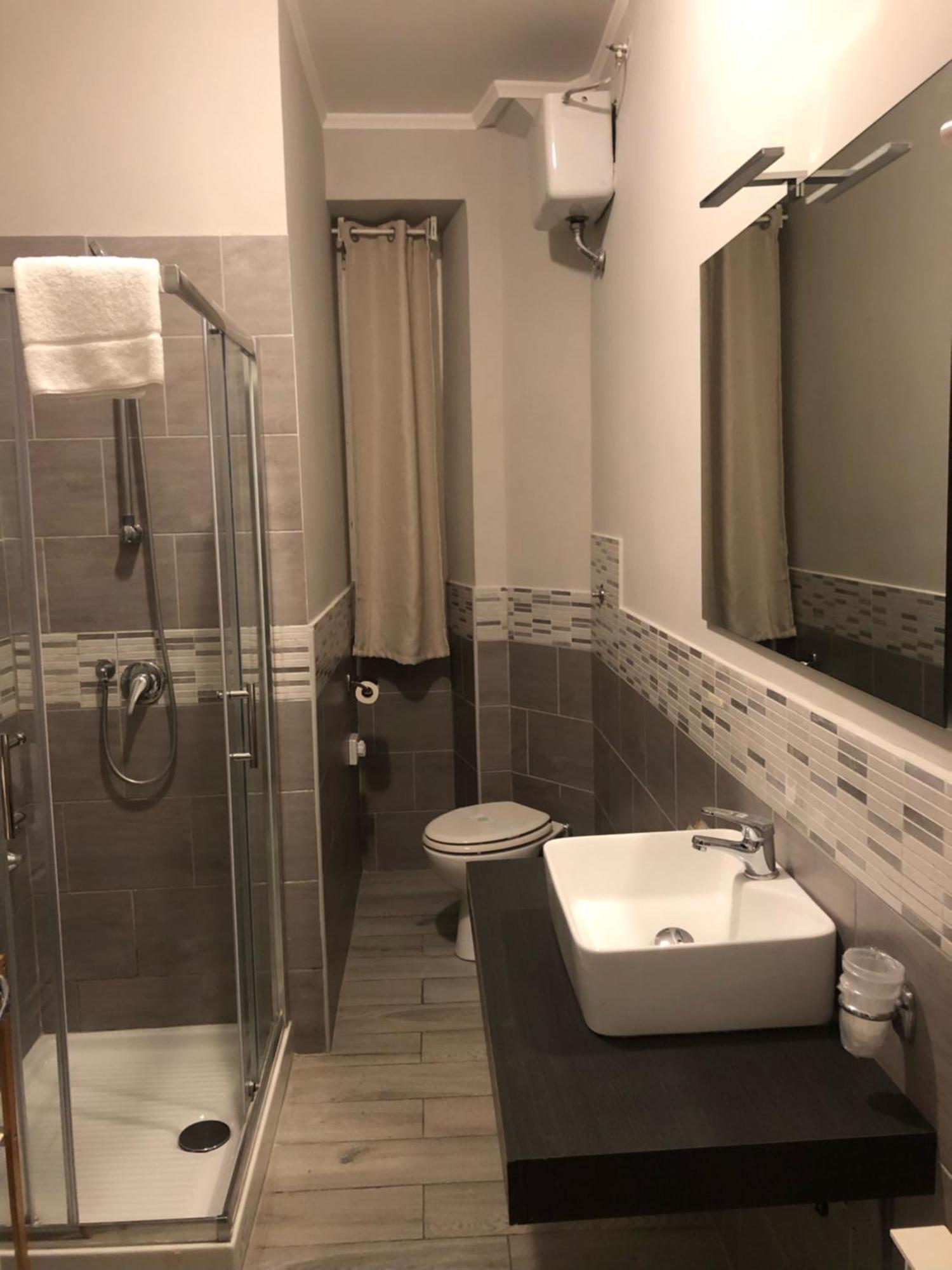 Hotel Bristol Триест Экстерьер фото